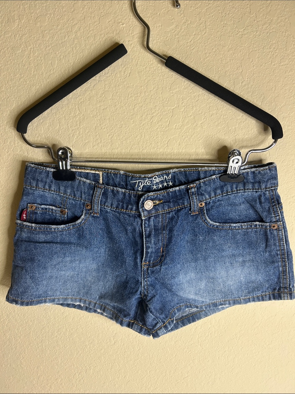Tyte Jeans Distressed Blue Denim Shortie Shorts
Size 7
